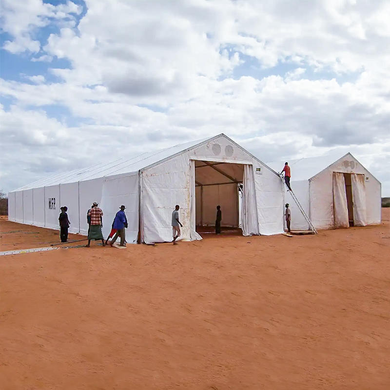 IFRC/ICRC/WFP/IOM vakiopaloa hidastavat UV-suojatut 10 x 24 m:n teltan siirrettävät säilytysyksiköt (MSU)