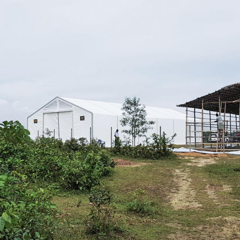 IFRC/ICRC/WFP/IOM vakiopaloa hidastavat UV-suojatut 10 x 24 m:n teltan siirrettävät säilytysyksiköt (MSU)