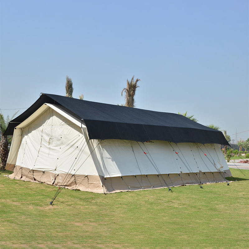 MSF/ICRC/IFRC Standard 45 m² monikäyttöinen teltta, jota käytetään koulunkäynnissä, toimistossa, klinikalla