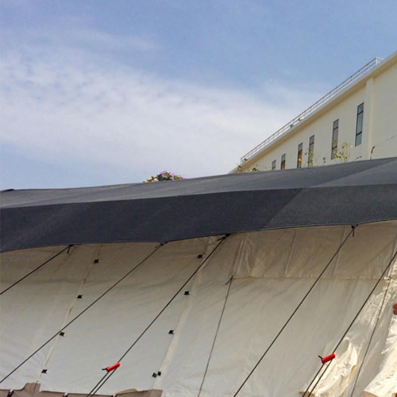 MSF/ICRC/IFRC Standard 45 m² monikäyttöinen teltta, jota käytetään koulunkäynnissä, toimistossa, klinikalla