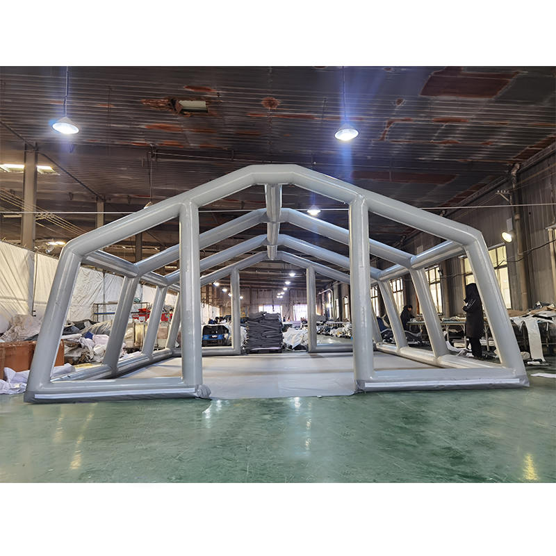 42 m² nopeasti käyttöönotettava monikäyttöinen puhallettava teltta