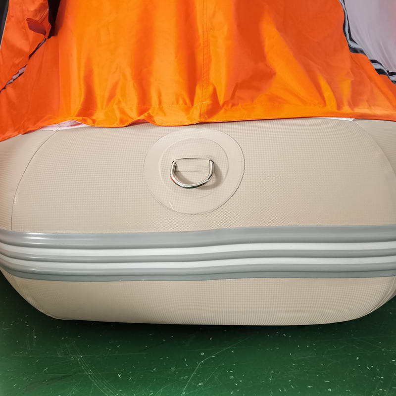 4 hengen kelluva puhallettava teltta